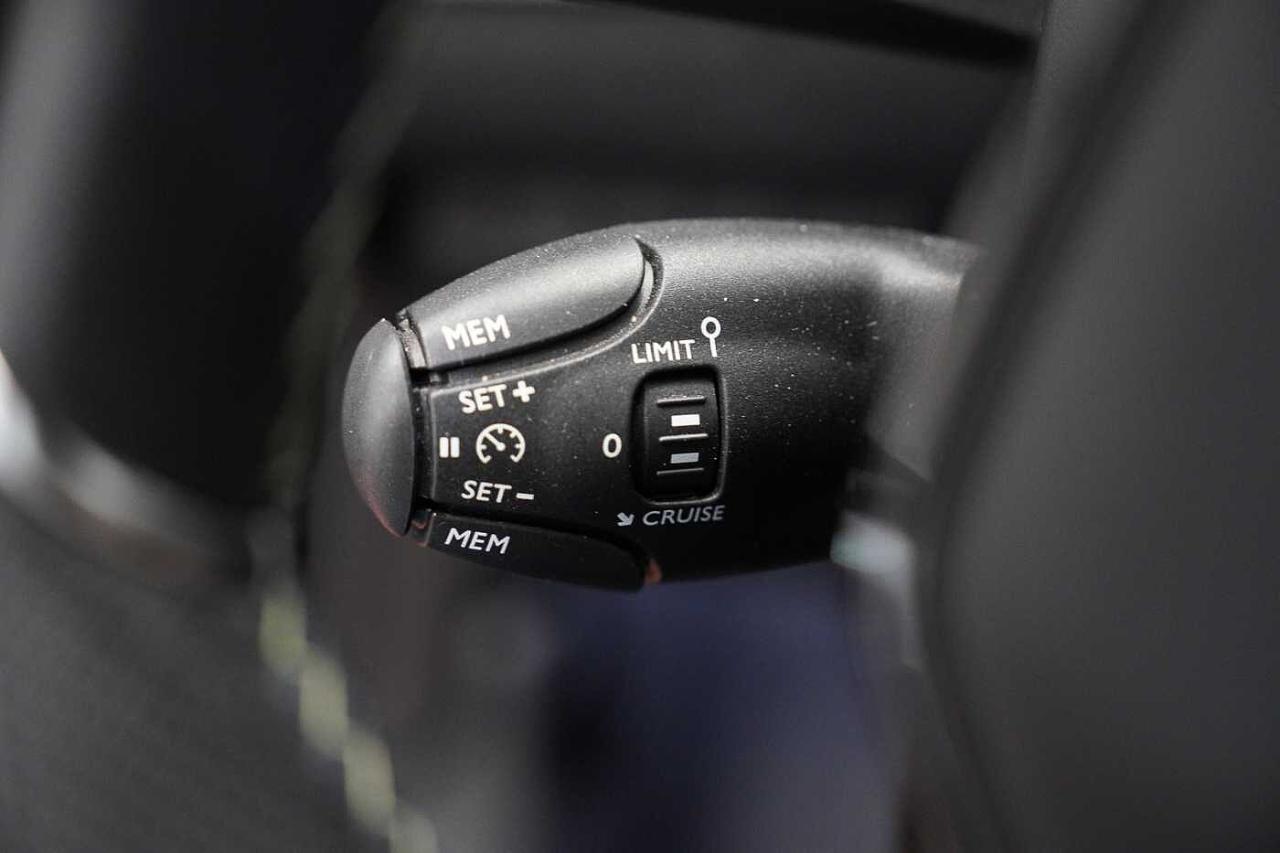 Peugeot Peugeot 208 usata, con 6 Airbags (frontali, laterali, a tendina anteriori e posteriori)