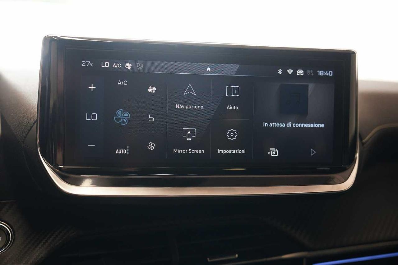 Peugeot Peugeot 208 usata, con 6 speakers - 2 tweeters & 2 woofers at the front, 2 speakers at the rear