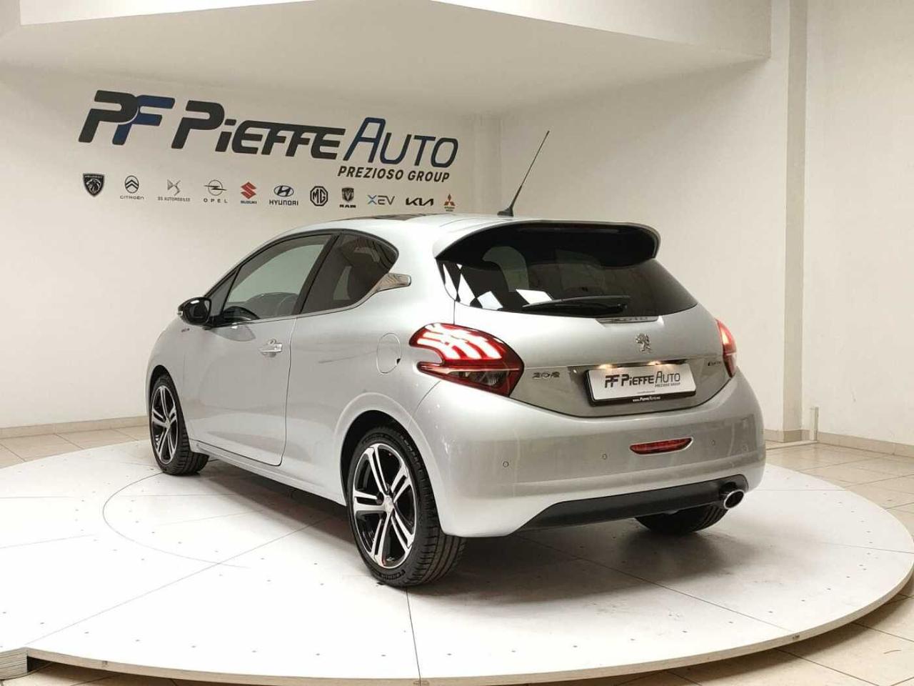 Peugeot Peugeot 208 usata, con clima automatico