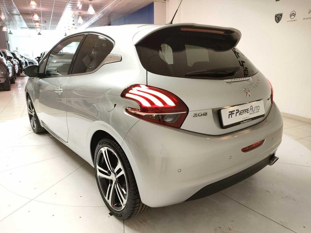 Peugeot Peugeot 208 usata, con cruise control