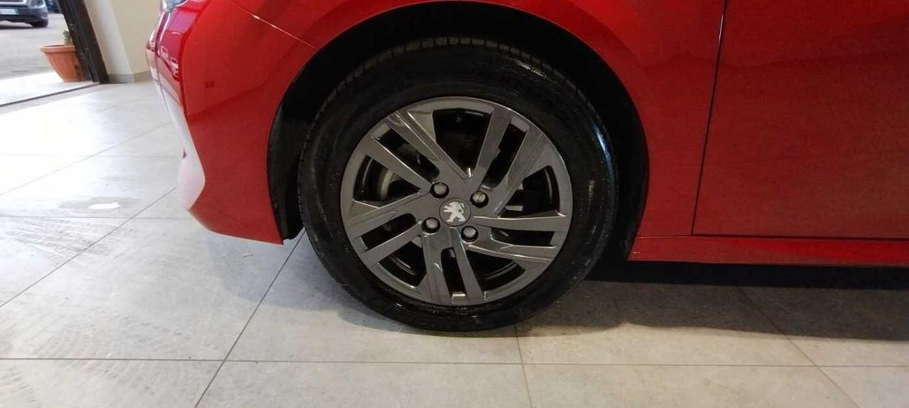 Peugeot Peugeot 208 usata, con accensione automatica luci di emergenza in caso di forte decelerazione