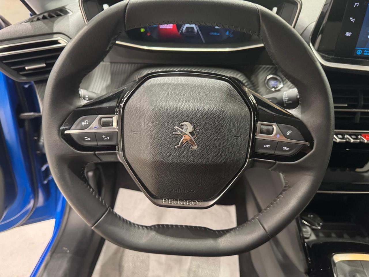 Peugeot Peugeot 208 usata, con cerchi in lega