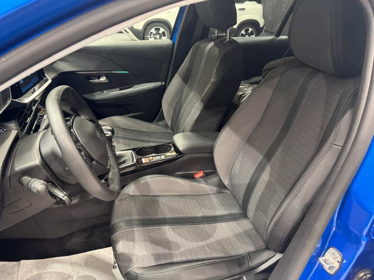 Peugeot Peugeot 208 usata, con navigatore