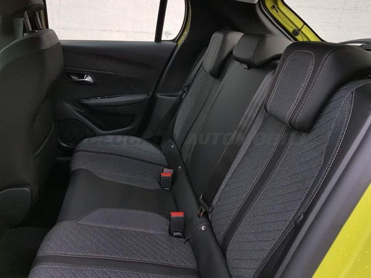 Peugeot Peugeot 208 usata 10