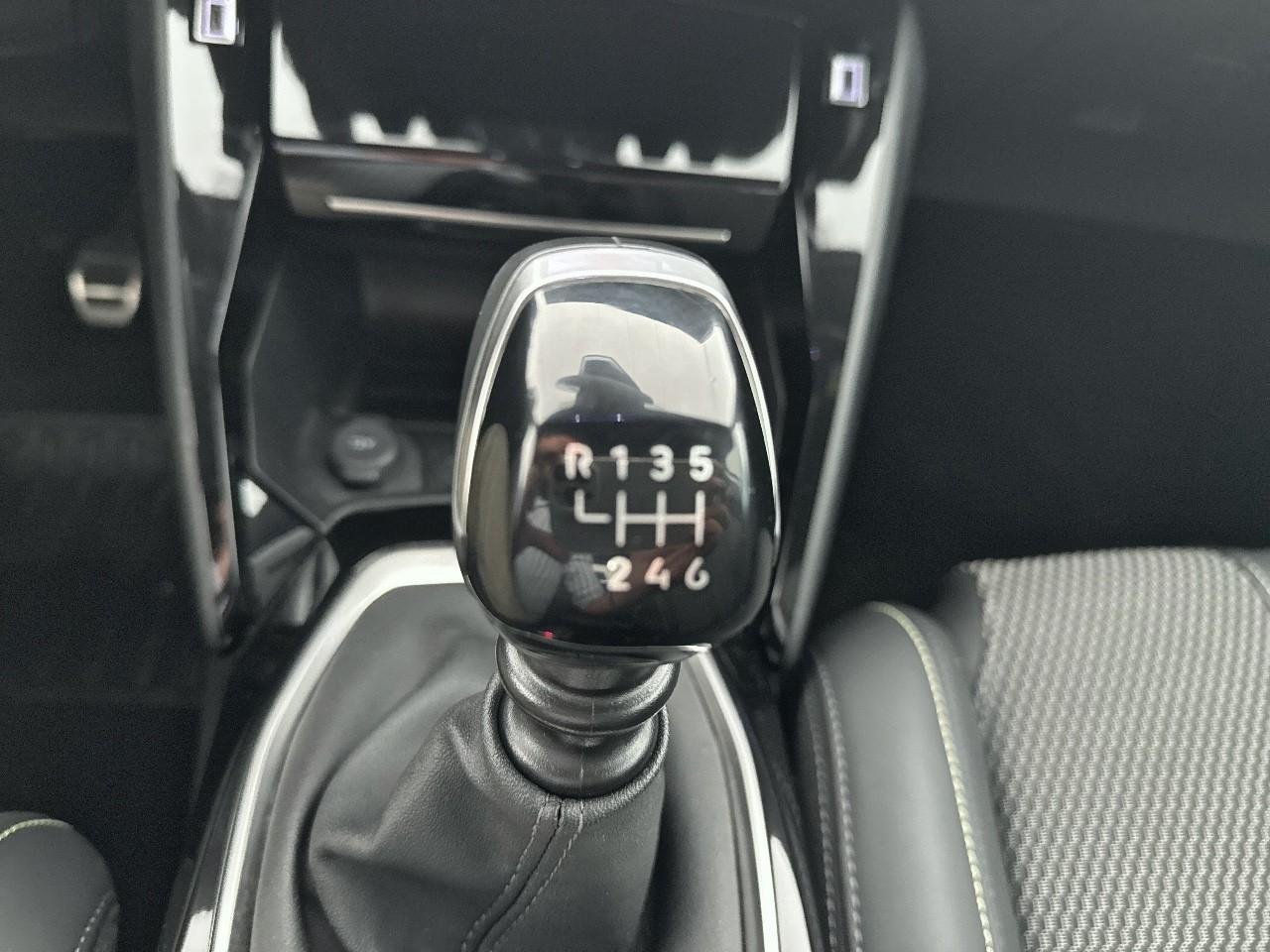 Peugeot Peugeot 208 usata, con assistenza al parcheggio posteriore e con monitor