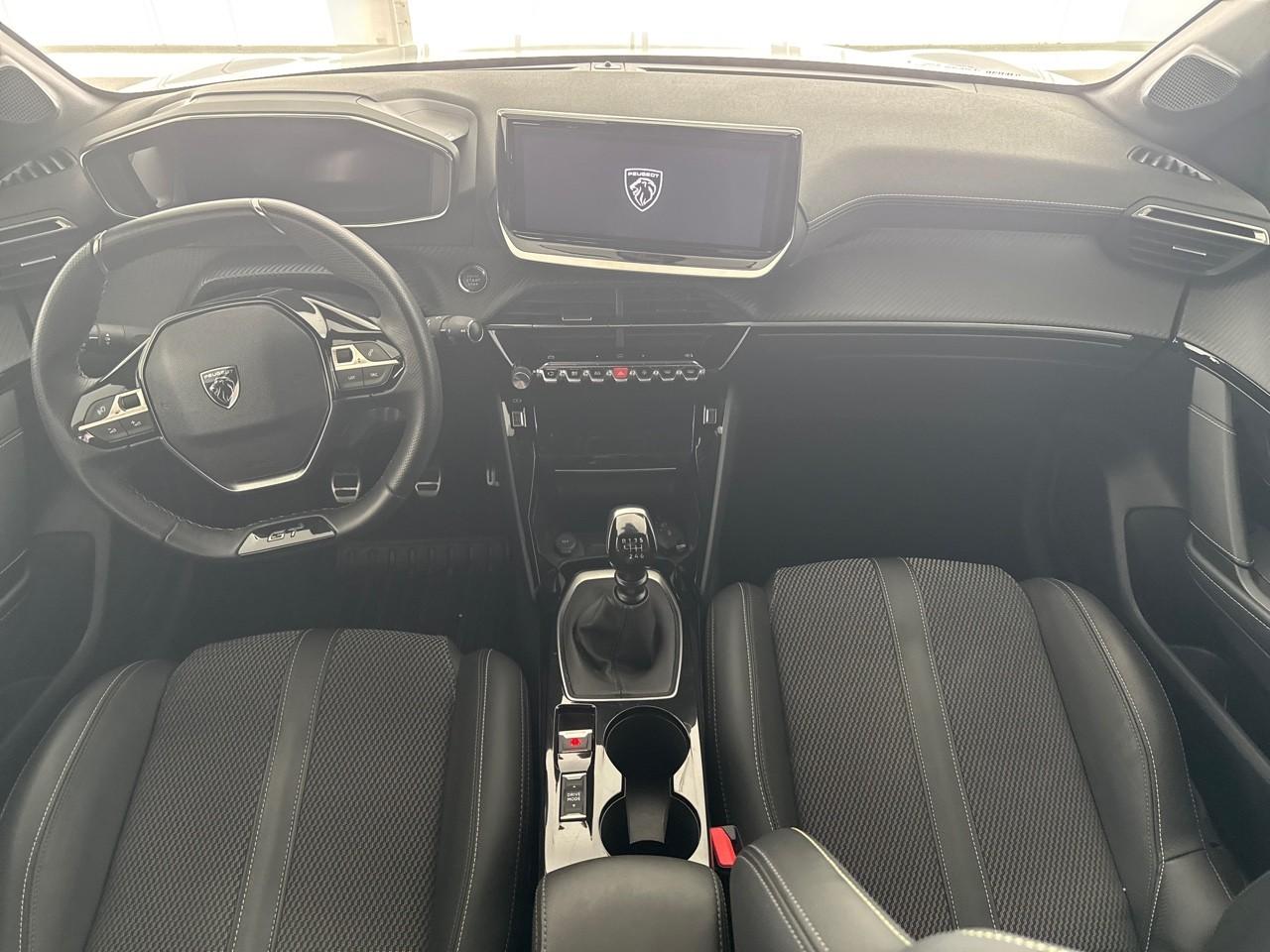 Peugeot Peugeot 208 usata, con comandi apps