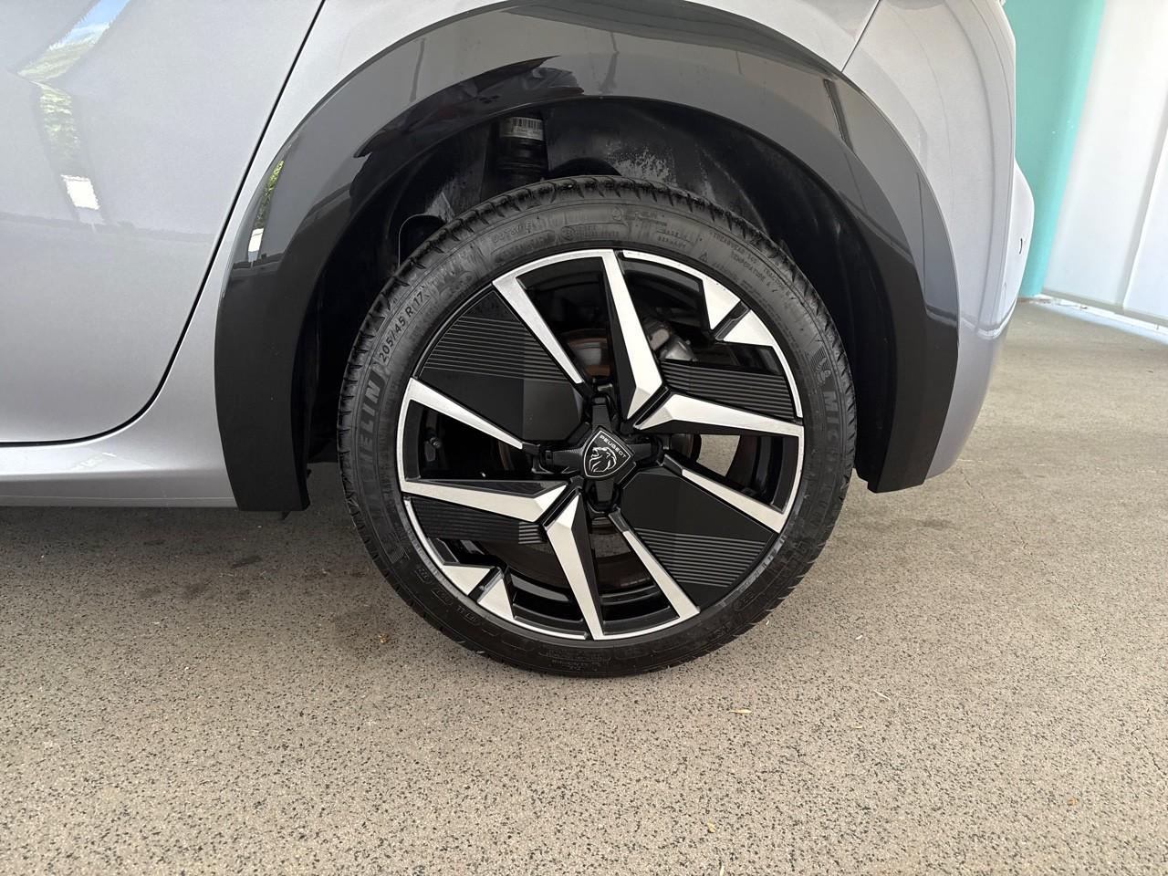 Peugeot Peugeot 208 usata, con 4 freni a disco con 2 dischi ventilati