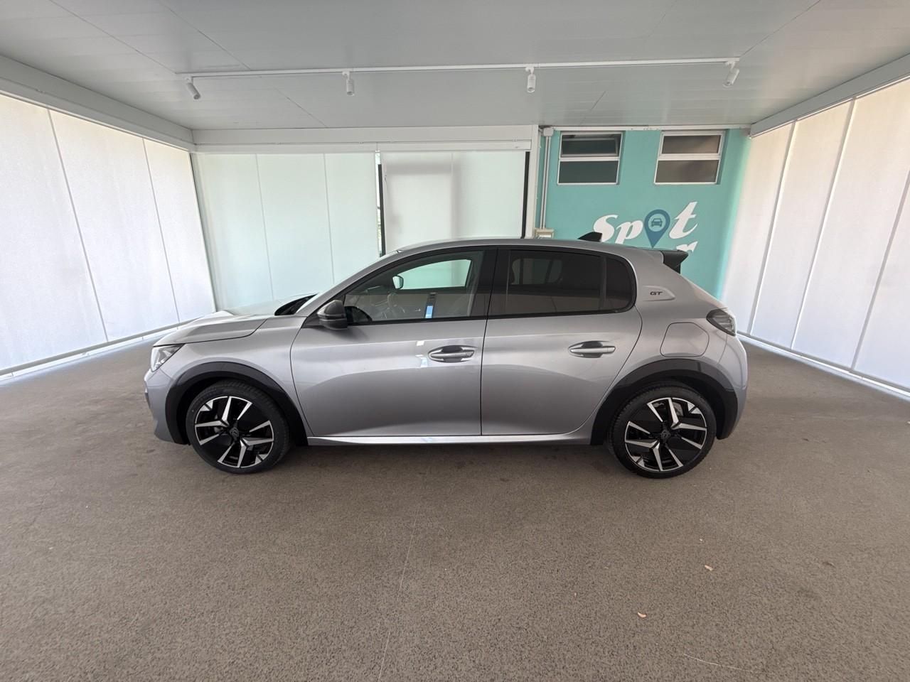Peugeot Peugeot 208 usata, con chiusura centralizzata scheda , incl. cristalli elettrici