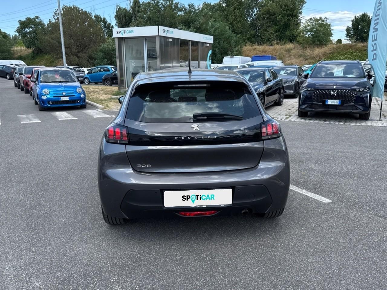 Peugeot Peugeot 208 usata, con comandi apps