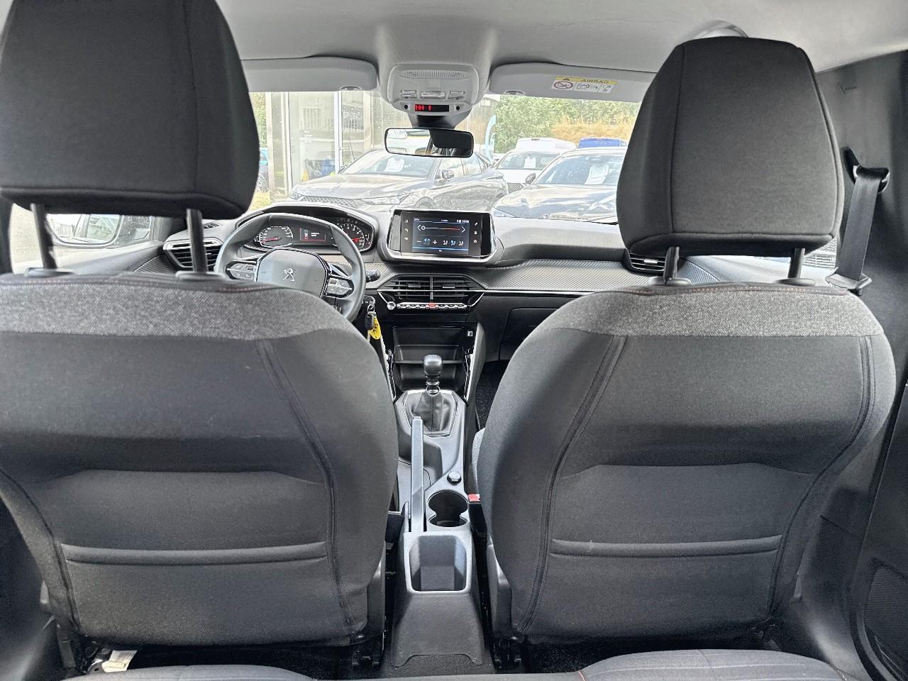 Peugeot Peugeot 208 usata, con computer con consumo medio