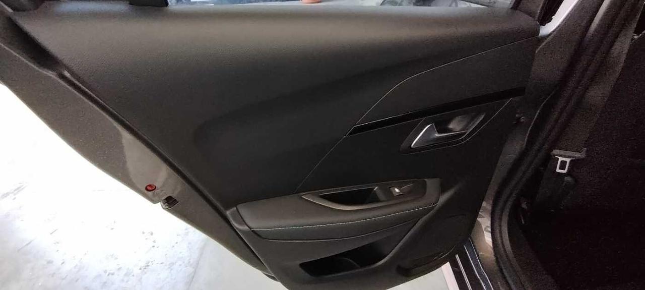 Peugeot Peugeot 208 usata, con attention assist