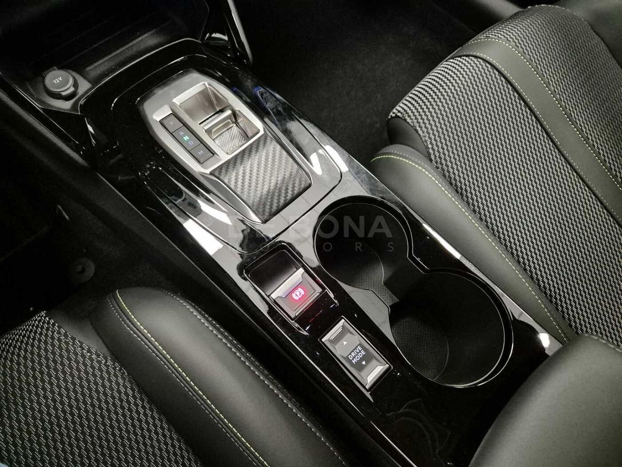 Peugeot Peugeot 208 usata, con 6 marce