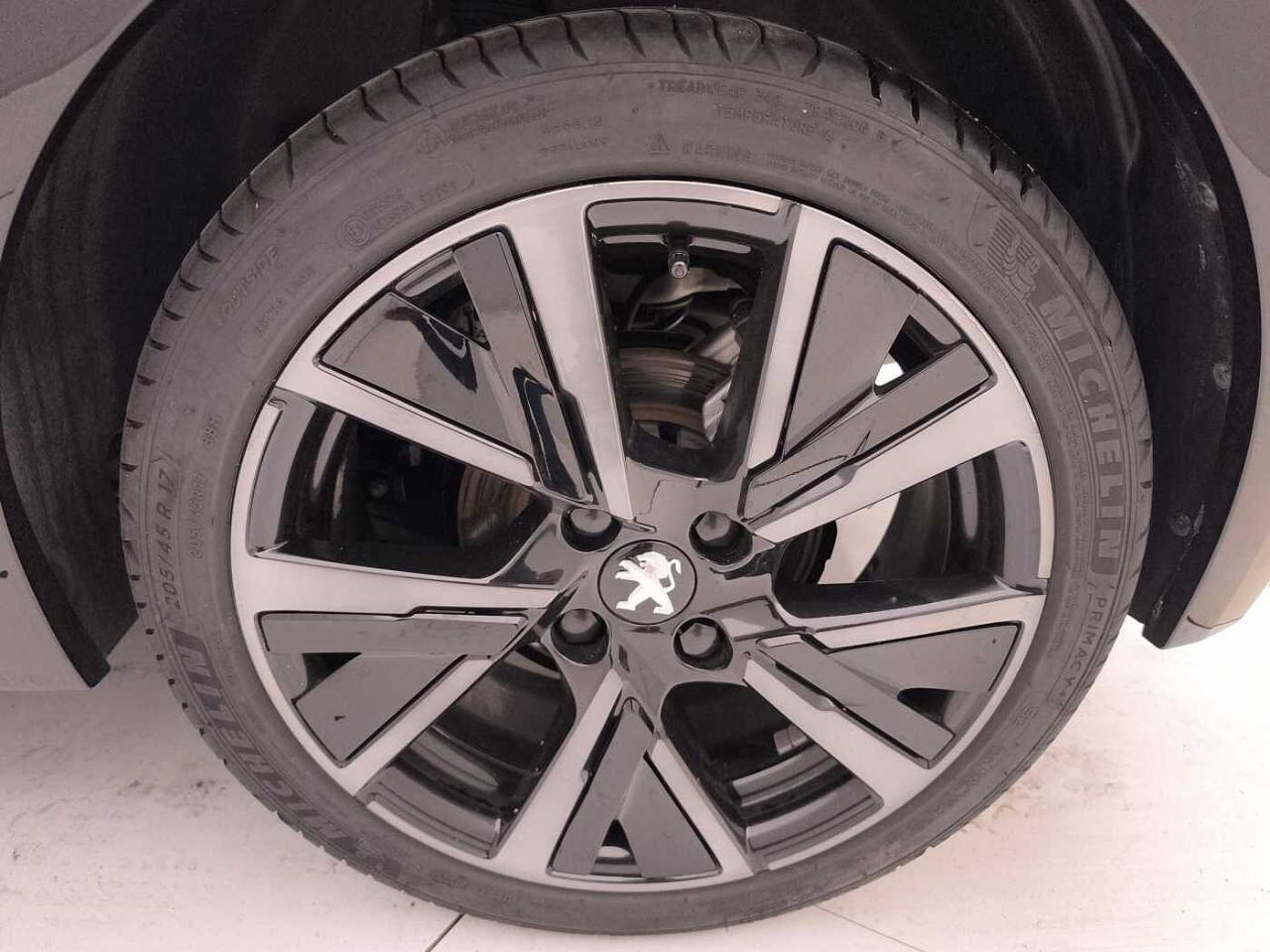 Peugeot Peugeot 208 usata, con assistenza alla frenata