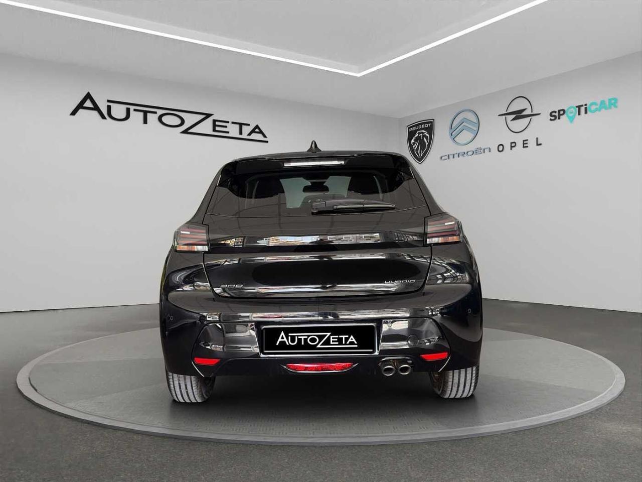 Peugeot Peugeot 208 usata, con antenna a pinna di squalo