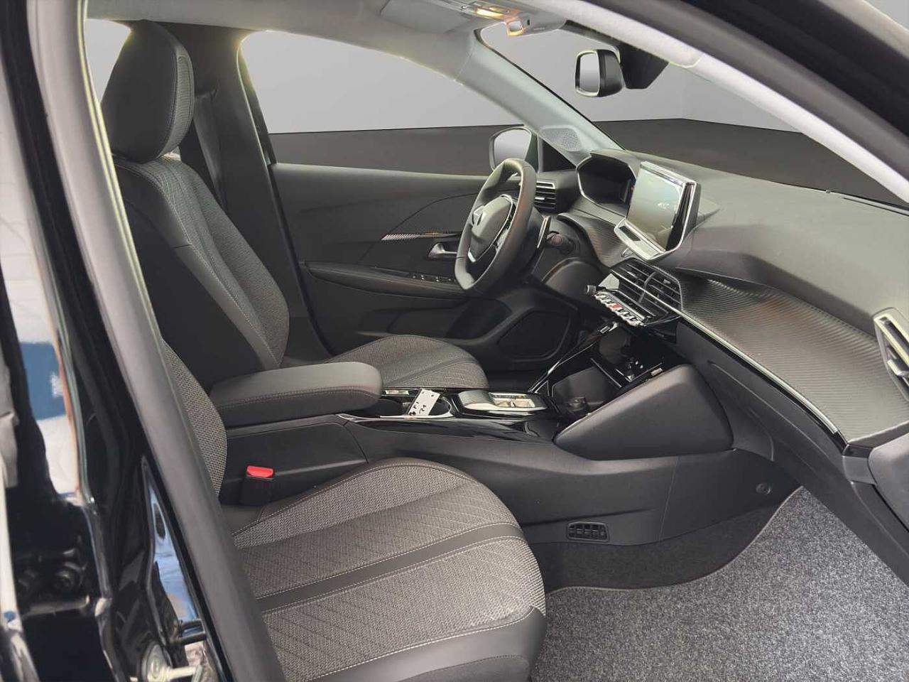 Peugeot Peugeot 208 usata, con assistenza alla frenata