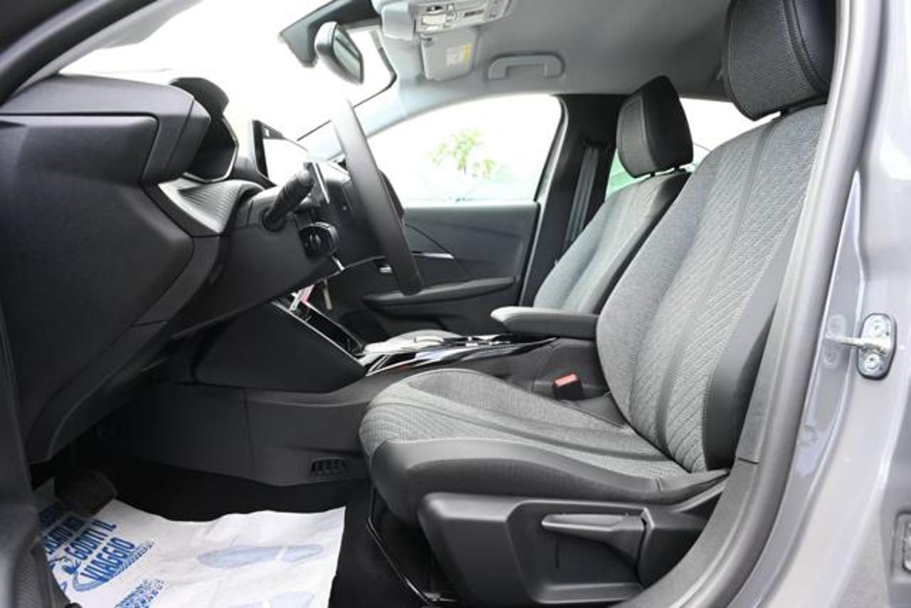 Peugeot Peugeot 208 usata, con cerchi in lega