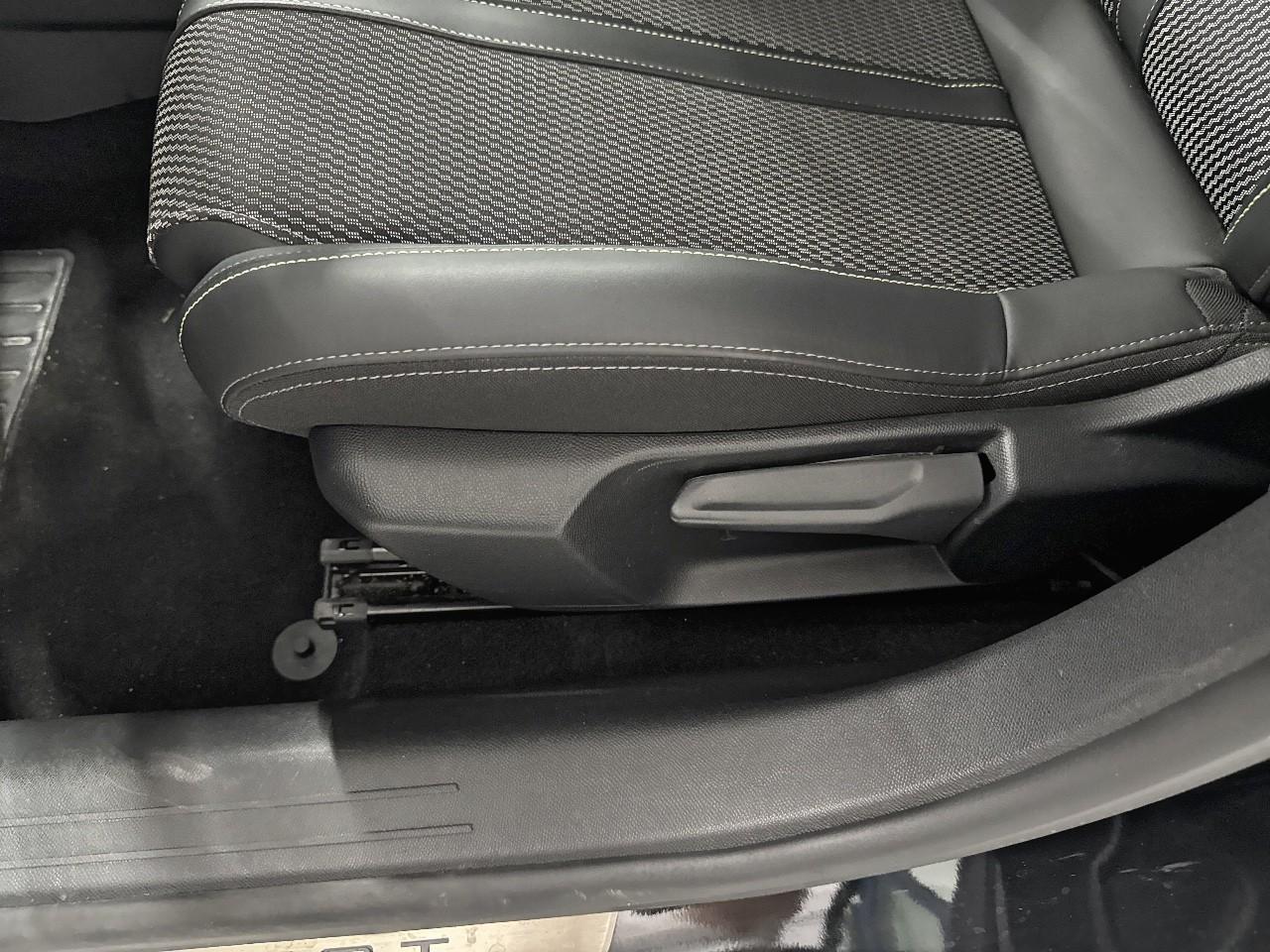 Peugeot Peugeot 208 usata, con assistenza al parcheggio posteriore e con monitor