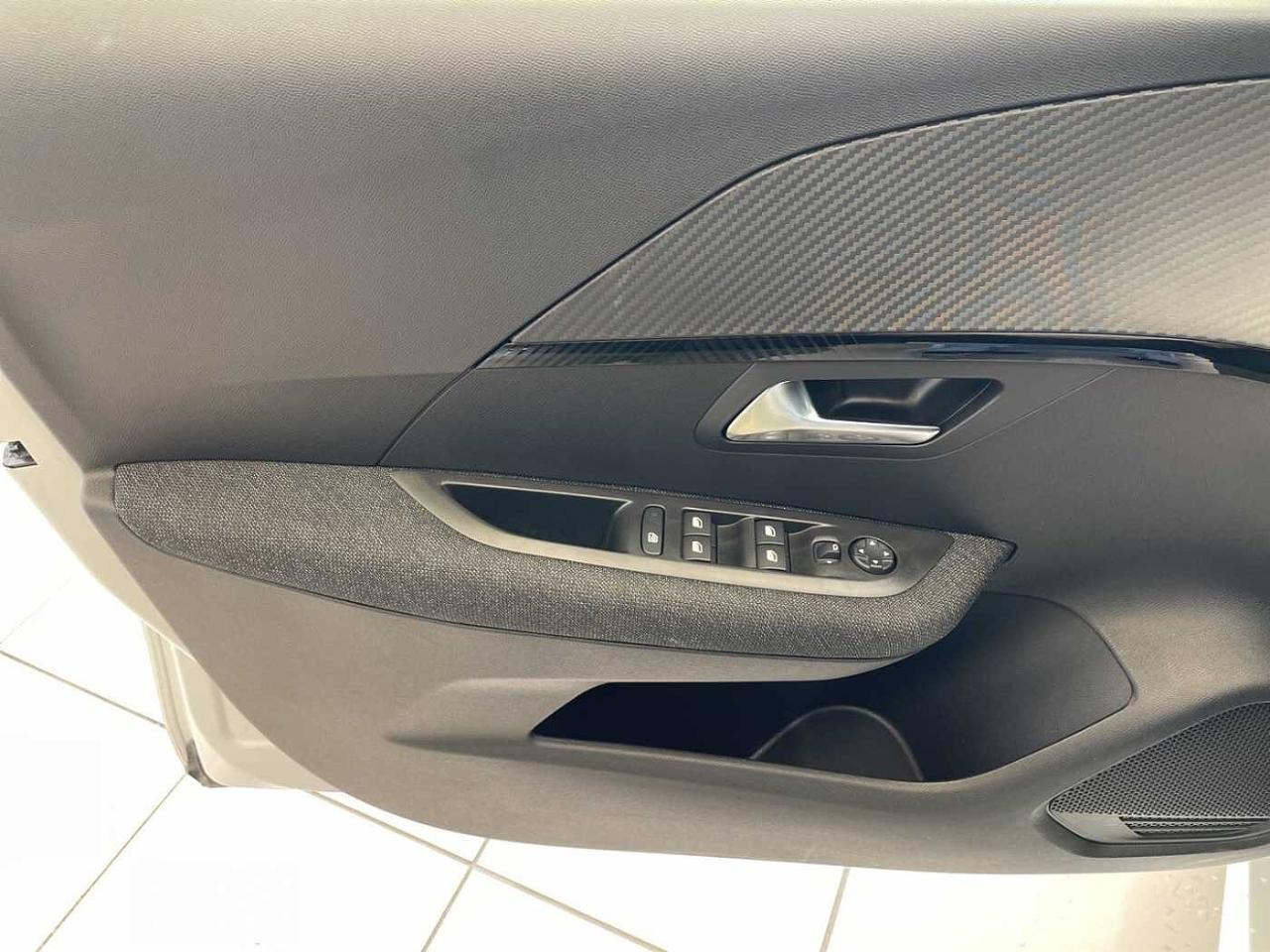 Peugeot Peugeot 208 usata 16