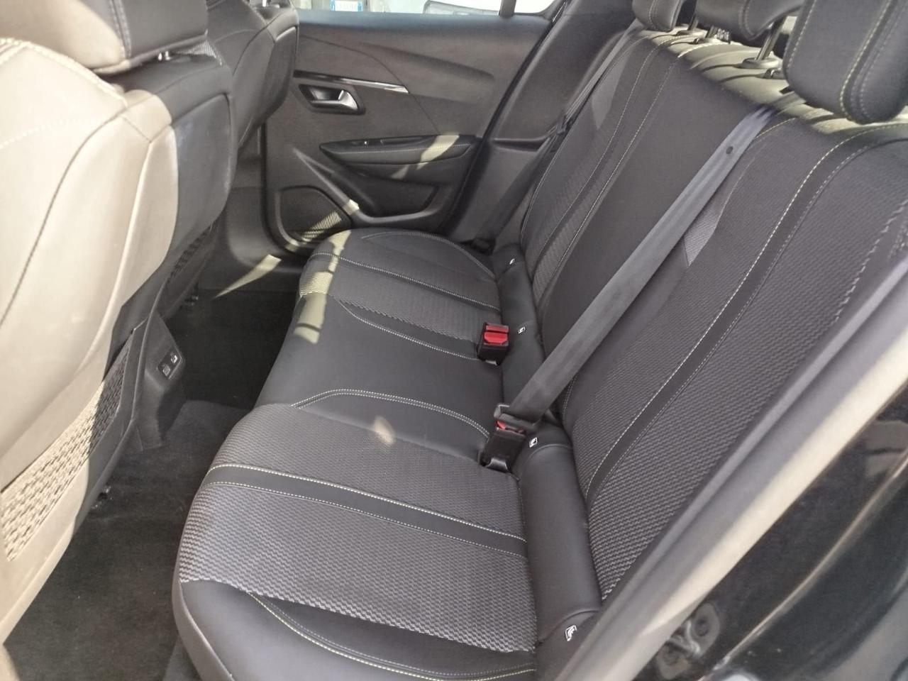 Peugeot Peugeot 208 usata, con pacchetto sportivo
