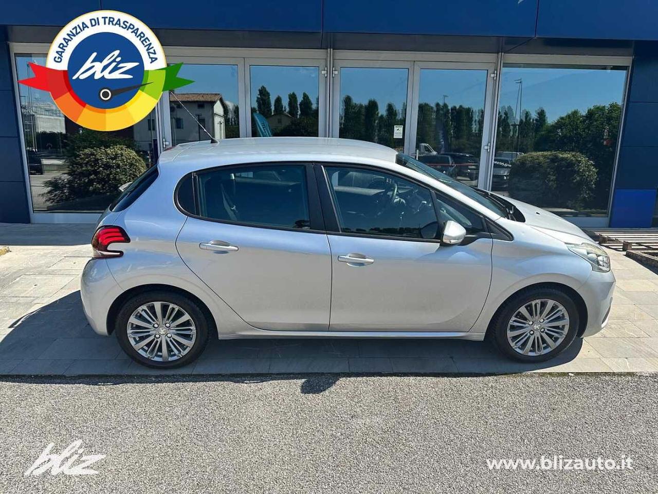 Peugeot Peugeot 208 usata 12