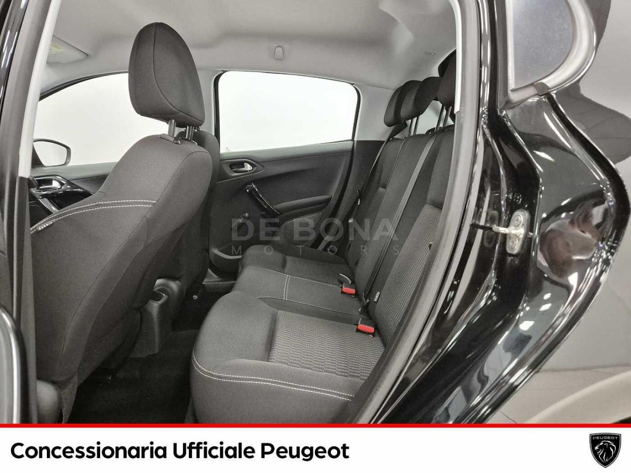 Peugeot Peugeot 208 usata 18