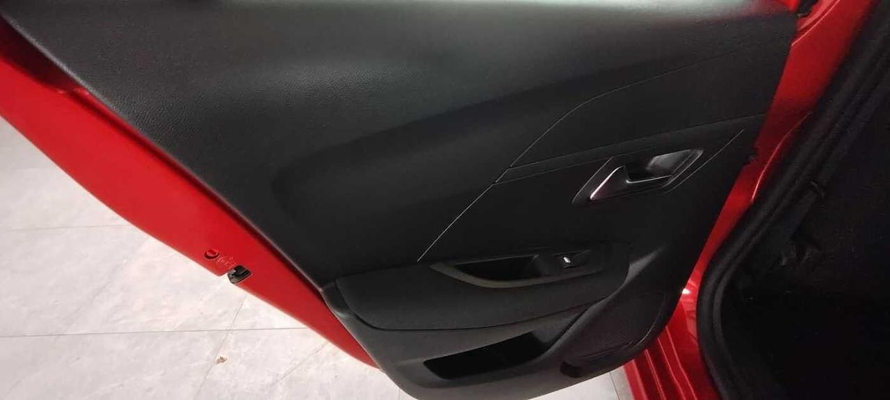 Peugeot Peugeot 208 usata, con assistenza alla frenata