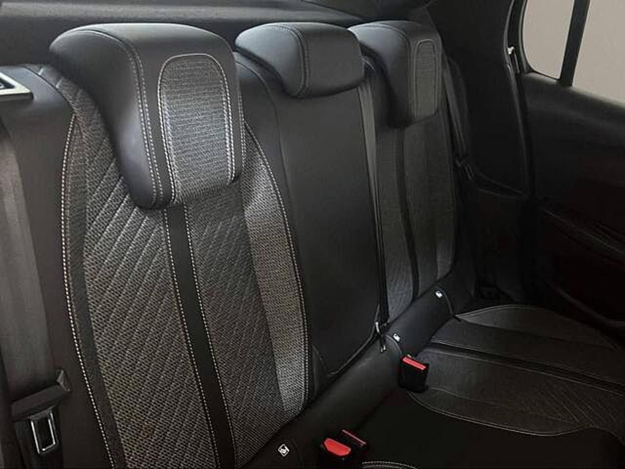 Peugeot Peugeot 208 usata, con cruise control