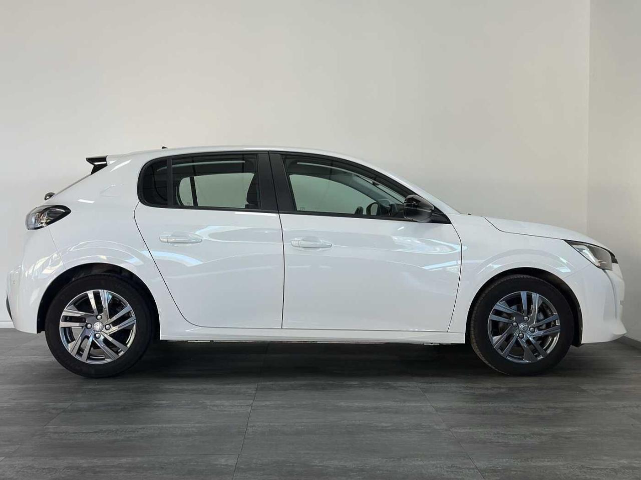 Peugeot Peugeot 208 usata, con 6 marce