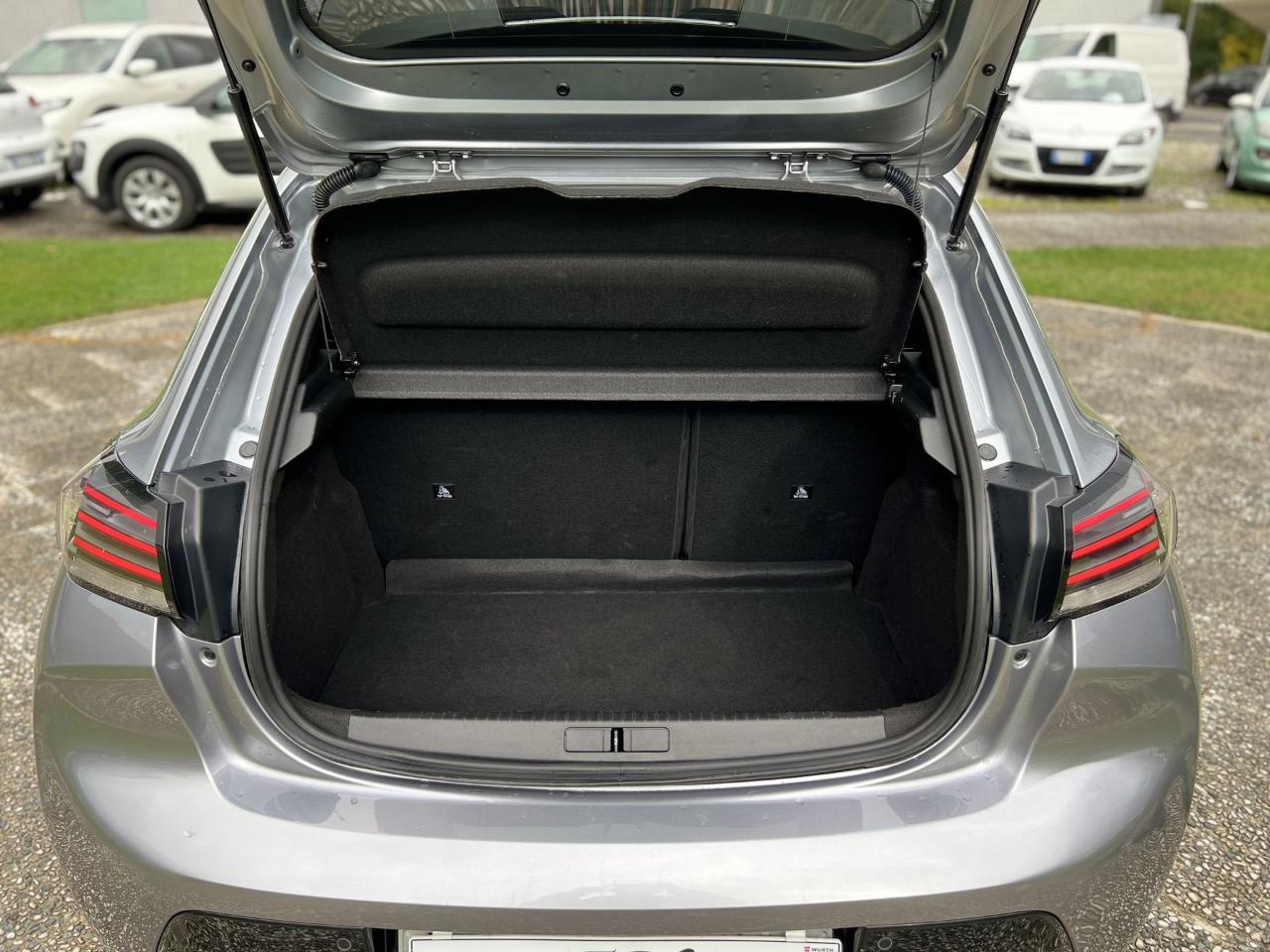 Peugeot Peugeot 208 usata 14