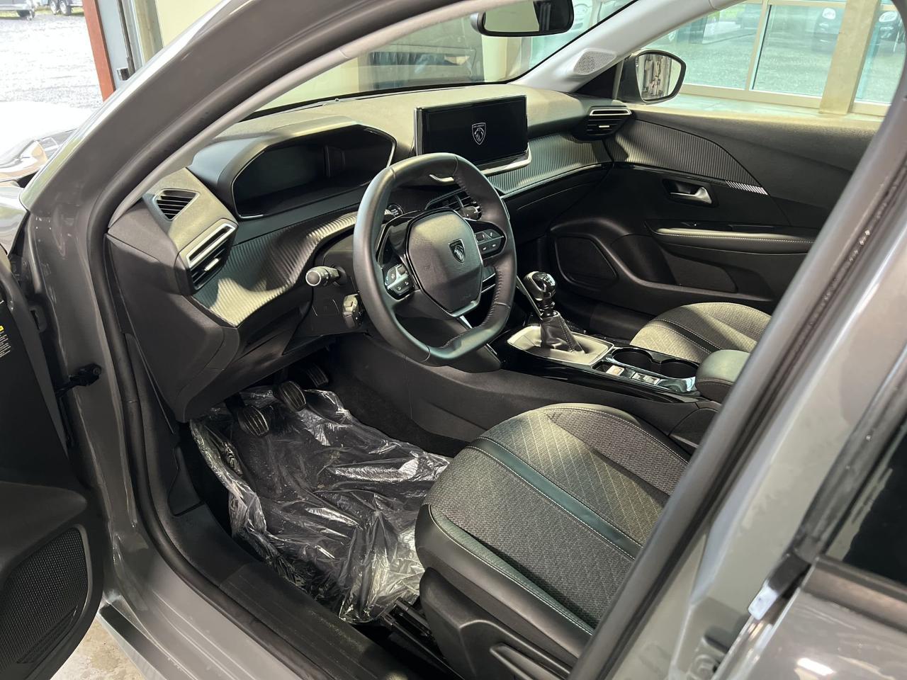 Peugeot Peugeot 208 usata, con airbag