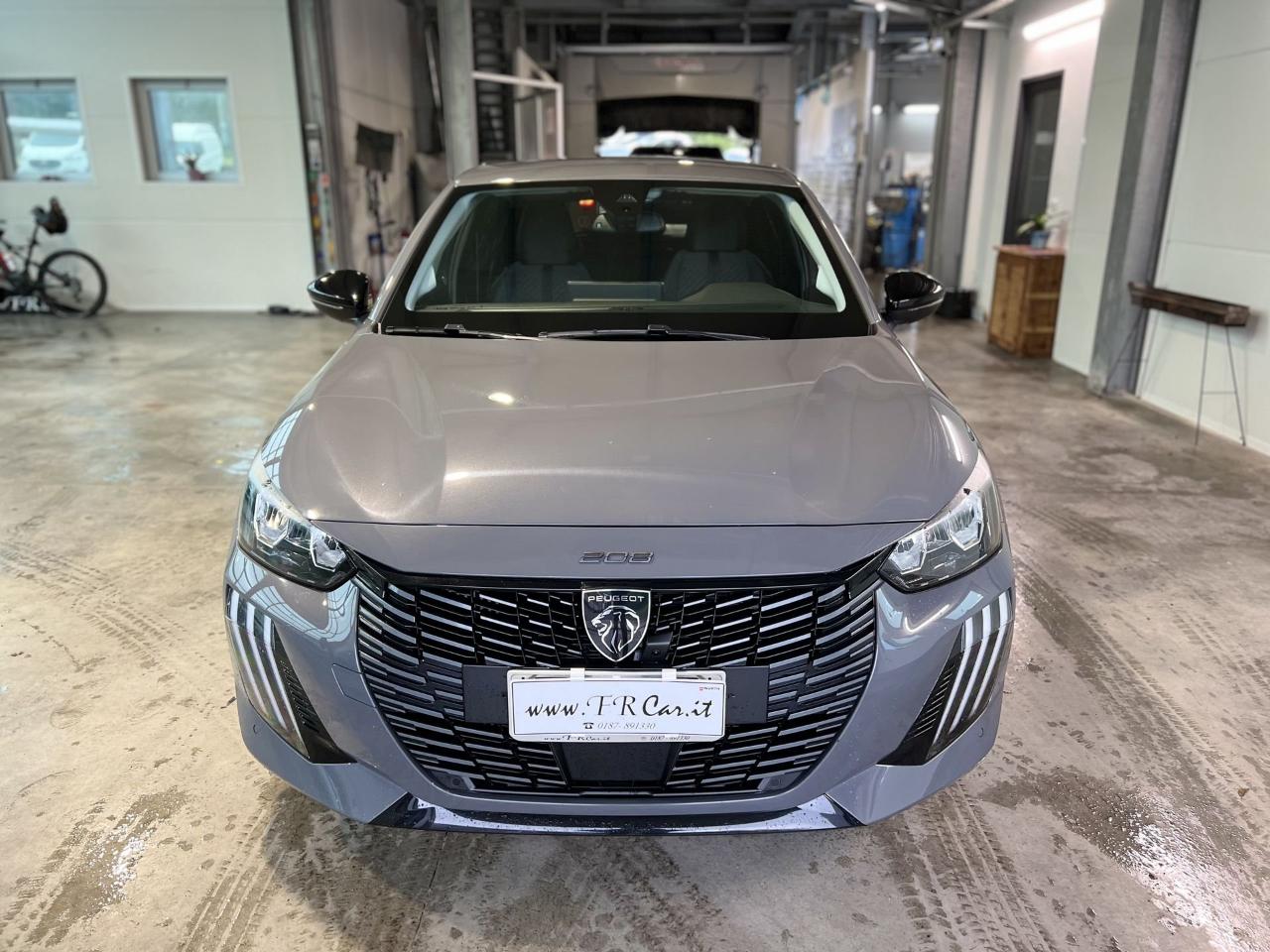 Peugeot Peugeot 208 usata 11