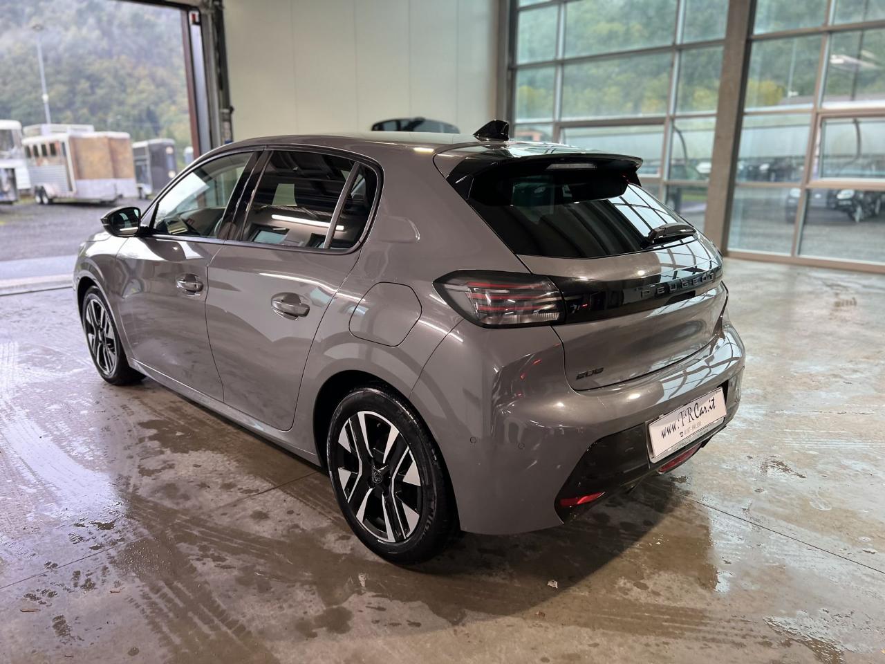 Peugeot Peugeot 208 usata 13