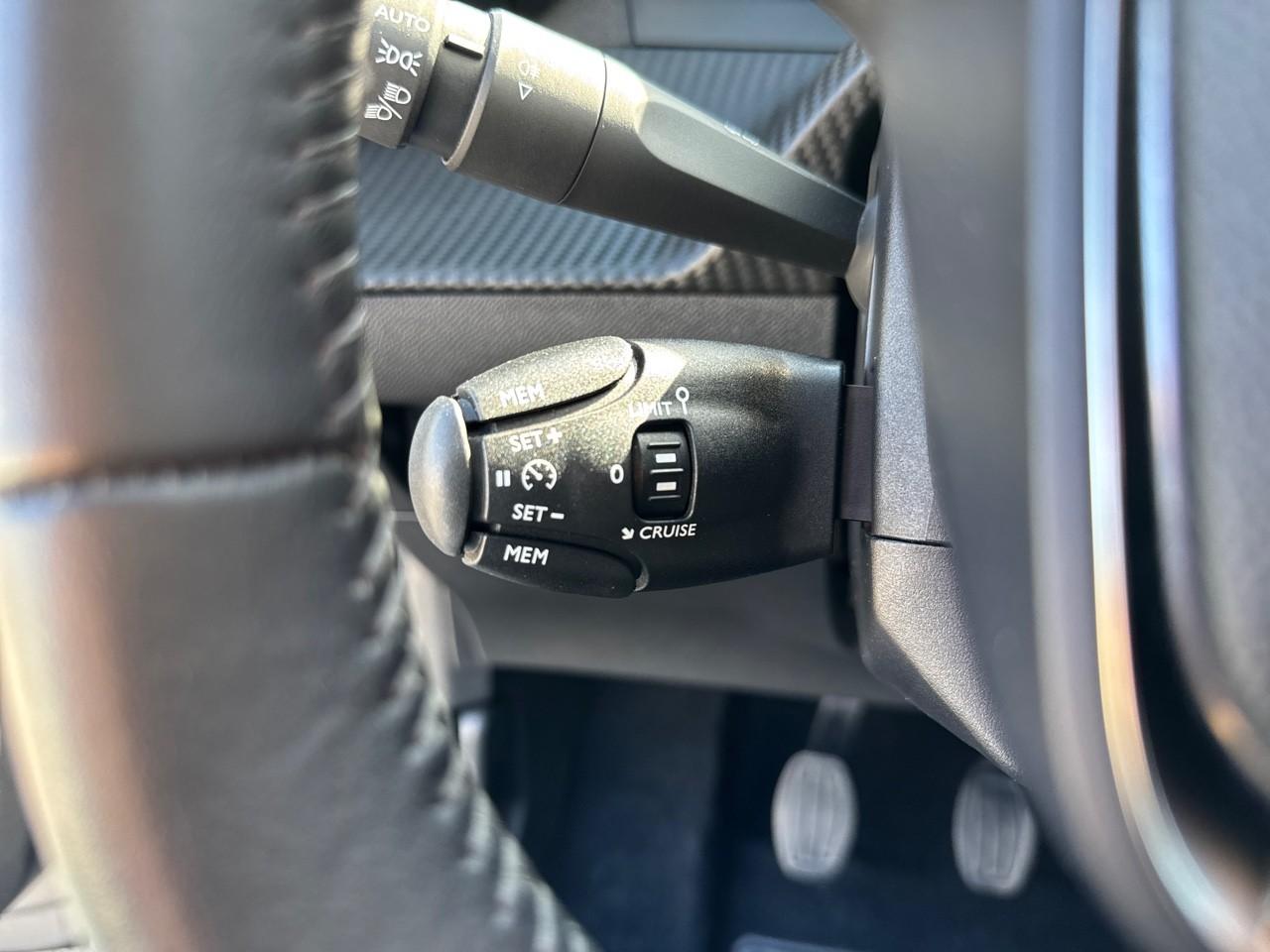 Peugeot Peugeot 208 usata, con alzacristalli elettrici anteriori e posteriori , numero ad impulso 2