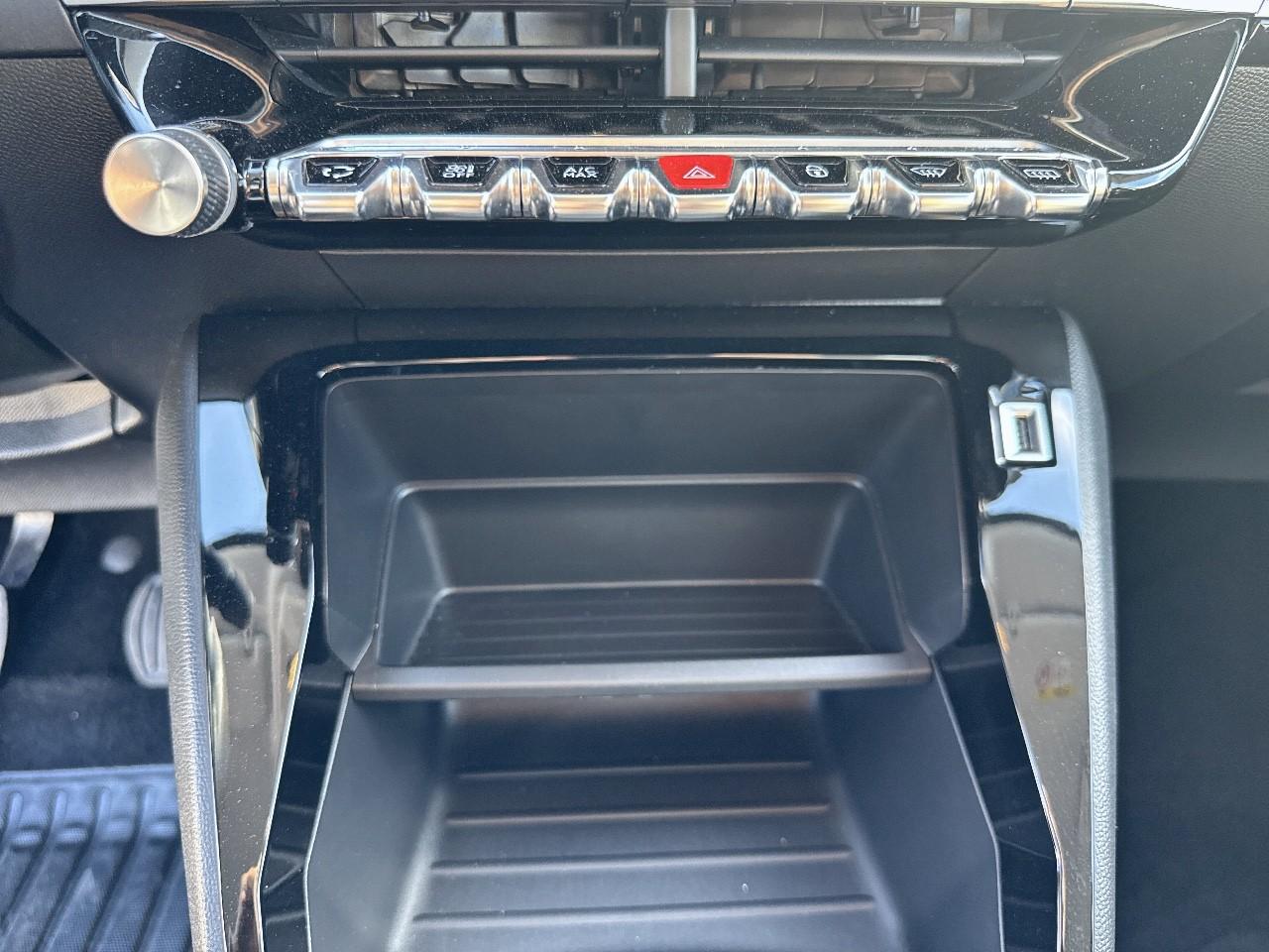 Peugeot Peugeot 208 usata, con apps integrate