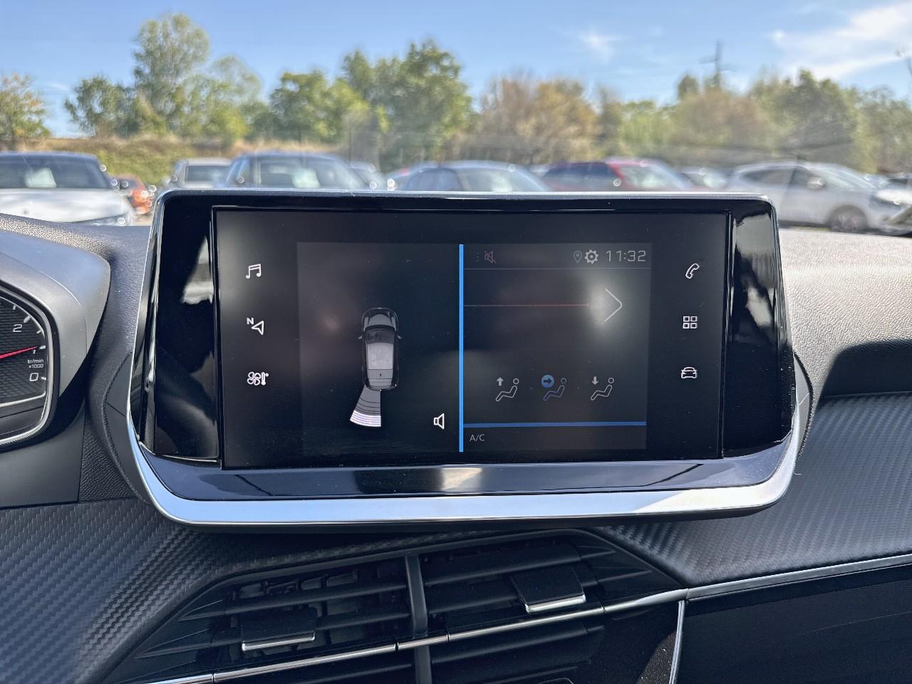 Peugeot Peugeot 208 usata, con avviso superamento corsia attivazione sterzo e 180