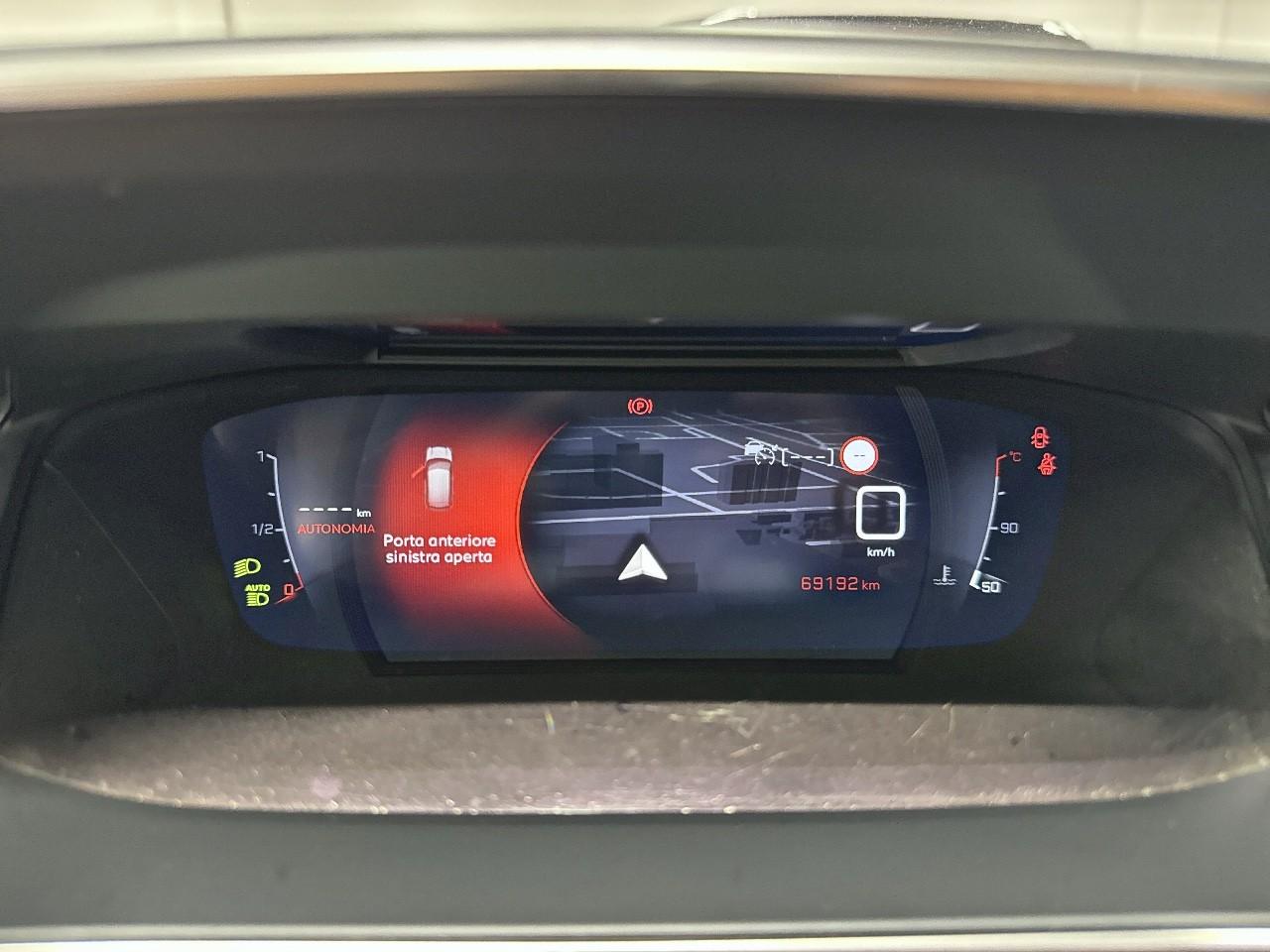 Peugeot Peugeot 208 usata, con 6 altoparlanti