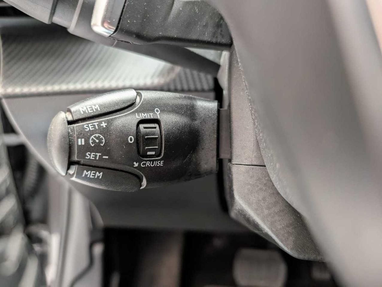 Peugeot Peugeot 208 usata, con assistenza alla frenata