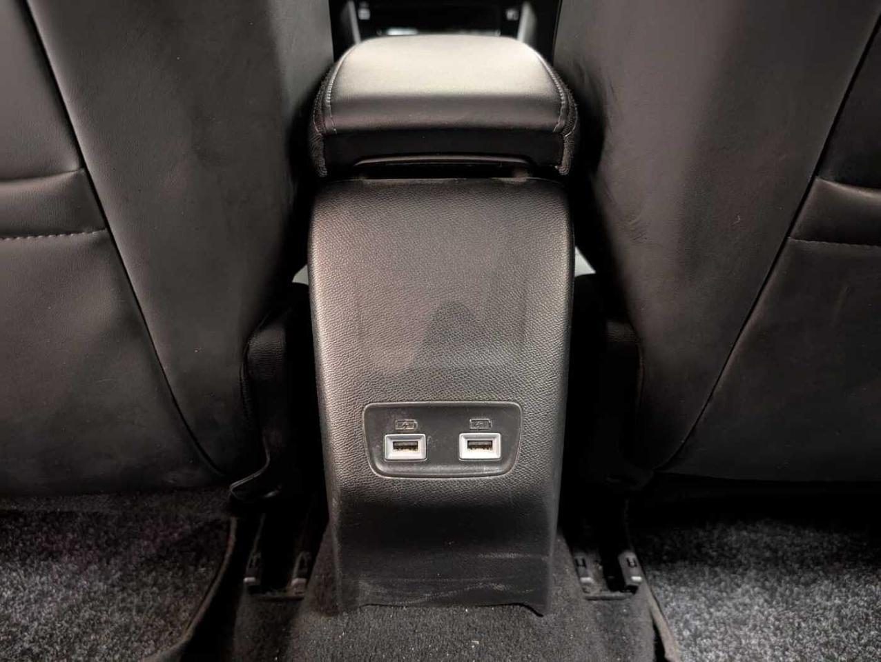 Peugeot Peugeot 208 usata, con bracciolo porta oggetti