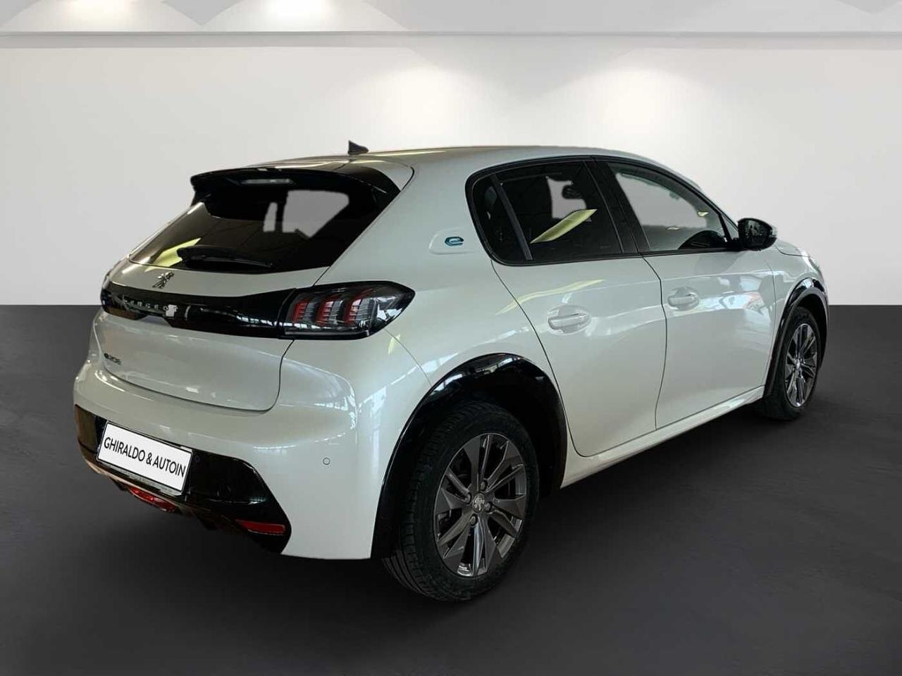 Peugeot Peugeot 208 usata, con luci diurne a led
