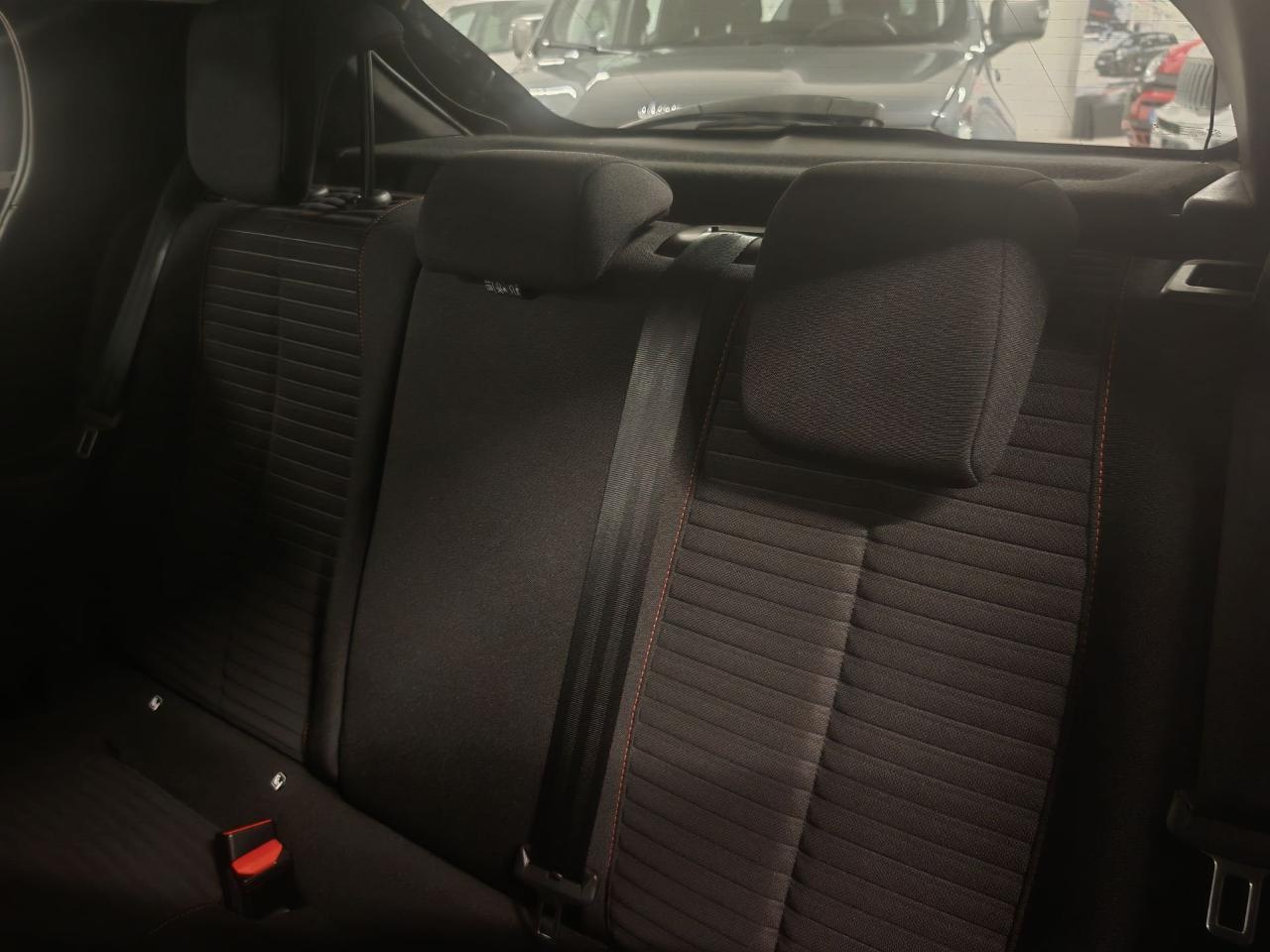 Peugeot Peugeot 208 usata 18