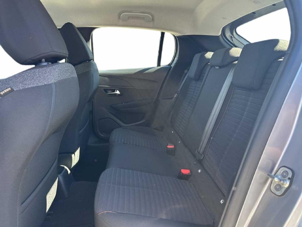 Peugeot Peugeot 208 usata, con 6 marce