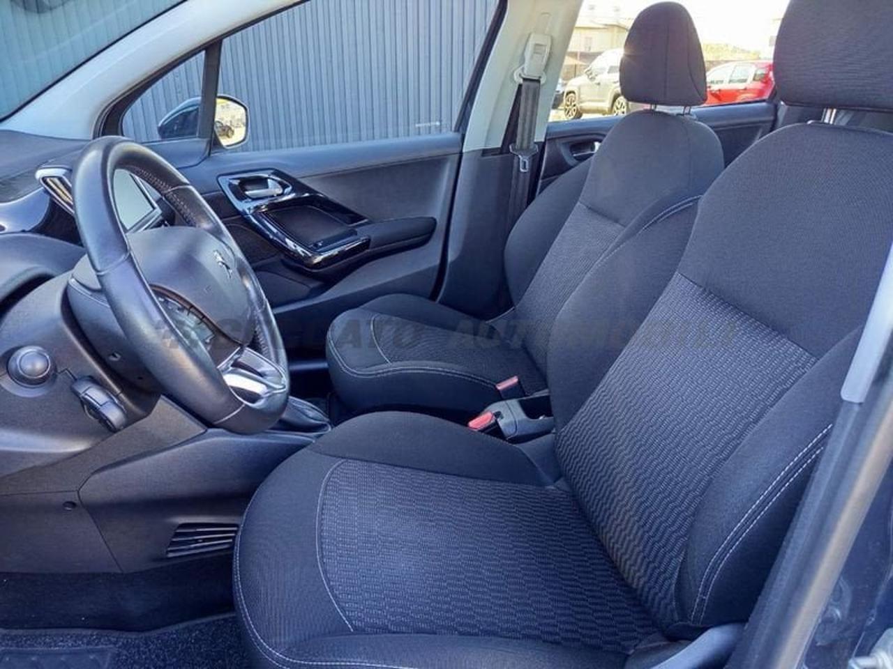 Peugeot Peugeot 208 usata, con Climatizzatore