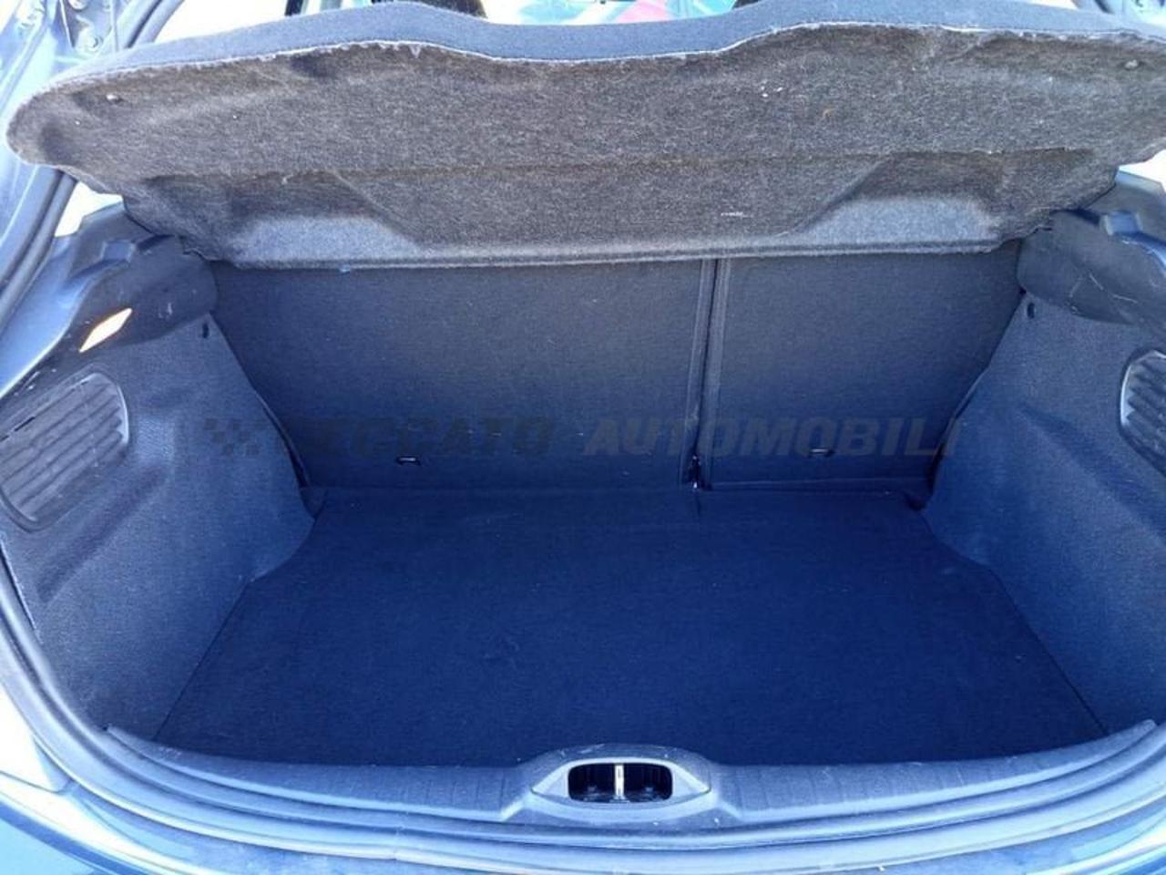 Peugeot Peugeot 208 usata, con Isofix