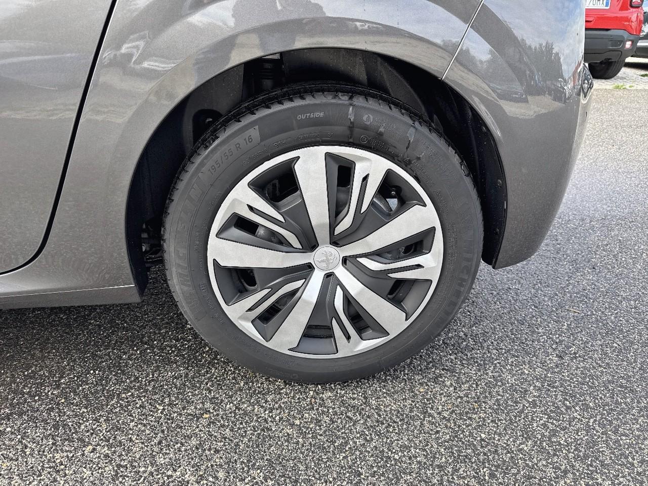 Peugeot Peugeot 208 usata, con 4 freni a disco con 2 dischi ventilati