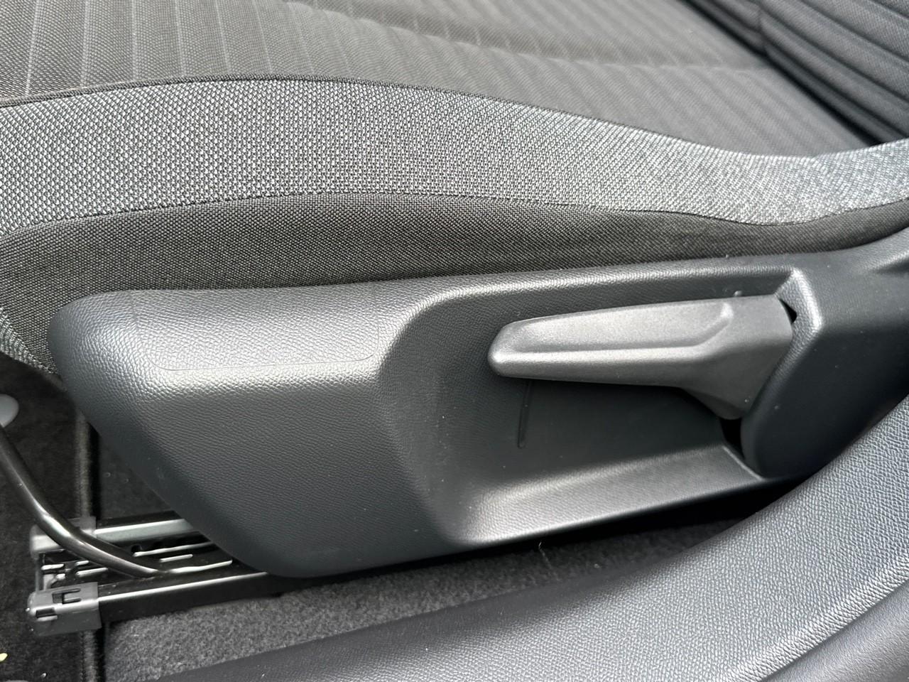 Peugeot Peugeot 208 usata, con chiusura centralizzata a distanza , incl. cristalli elettrici