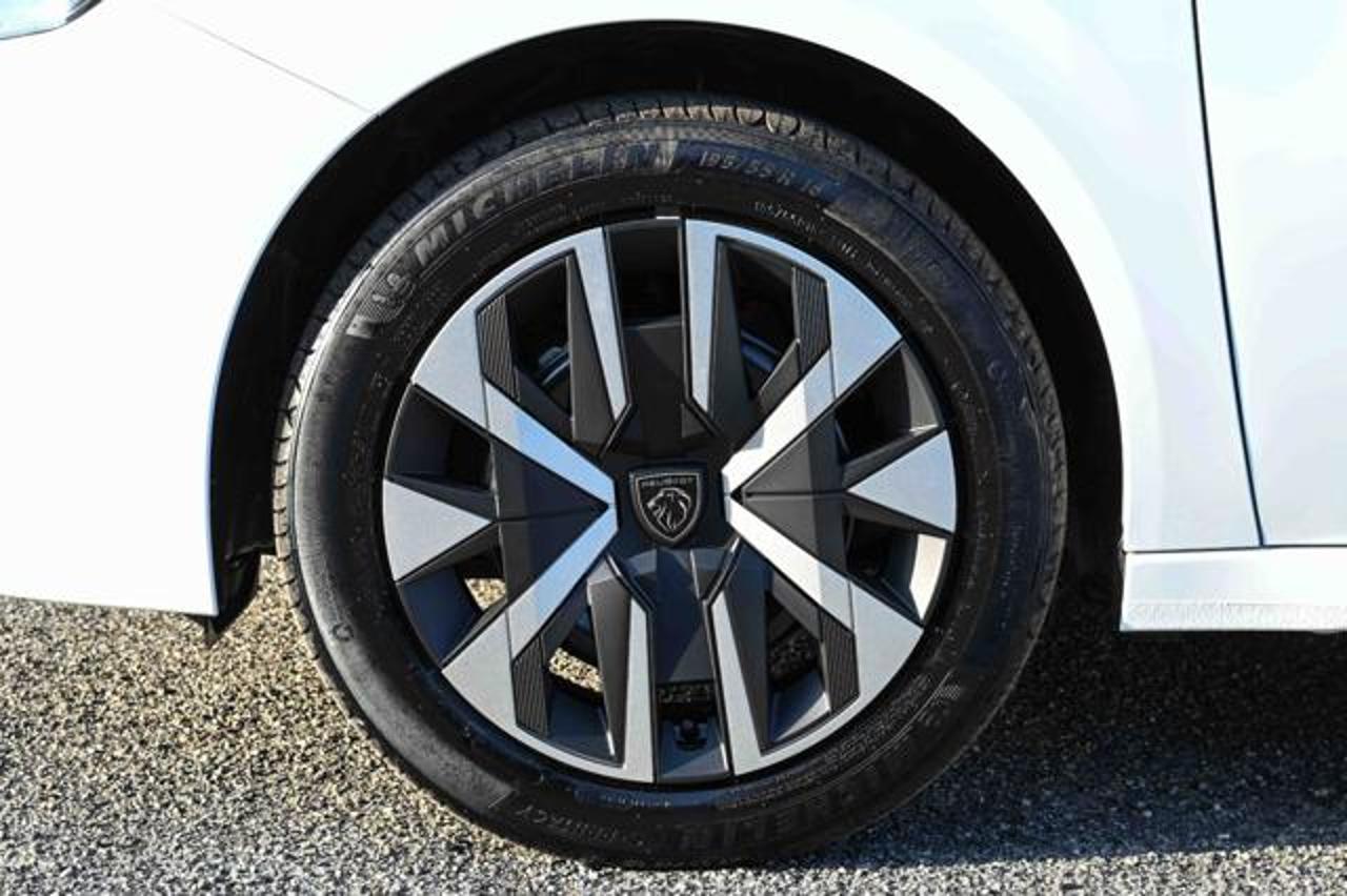 Peugeot Peugeot 208 usata, con Caricabatterie di bordo da 11 kW