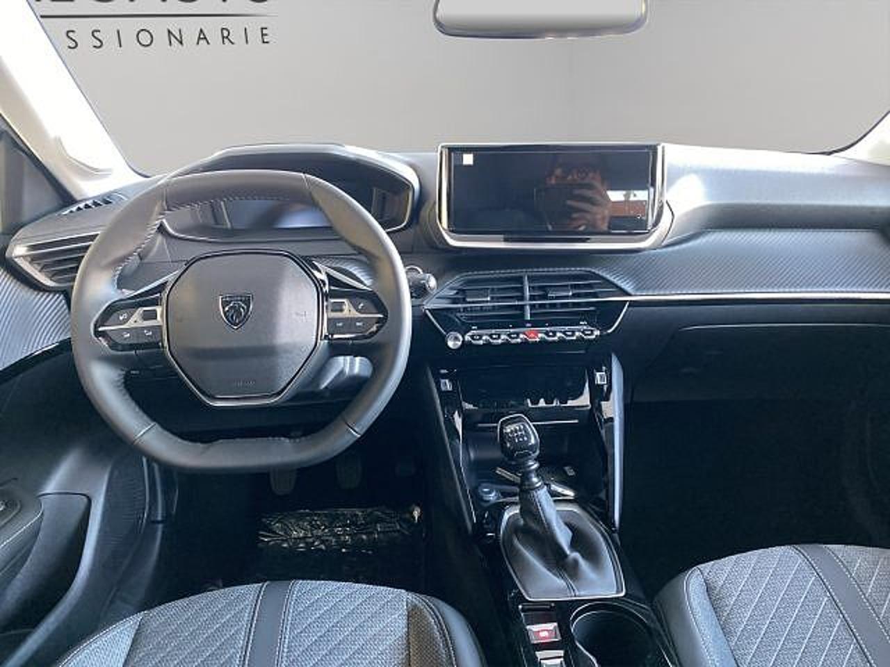 Peugeot Peugeot 208 usata, con Caricabatterie di bordo da 22 kW