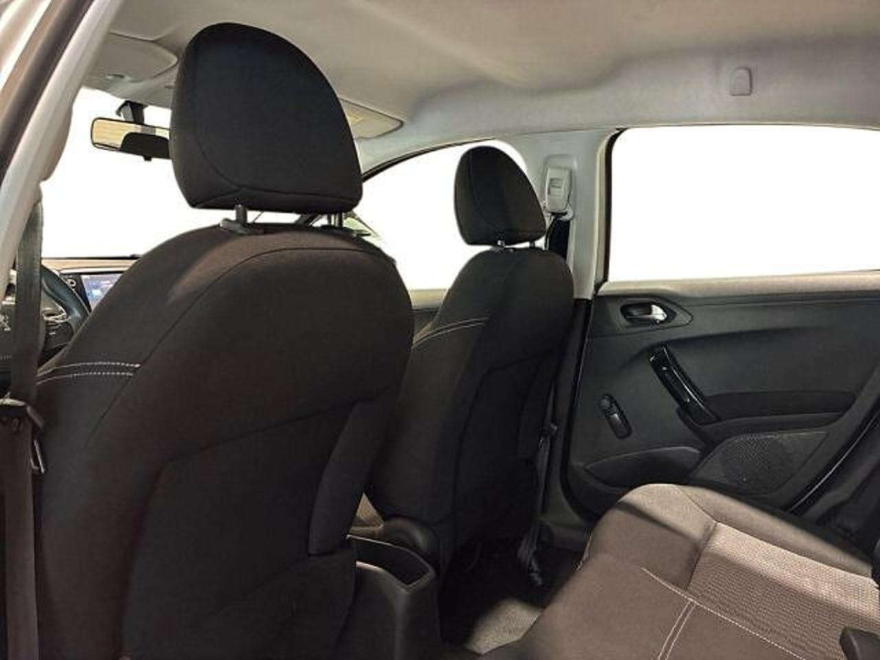 Peugeot Peugeot 208 usata, con Portapacchi