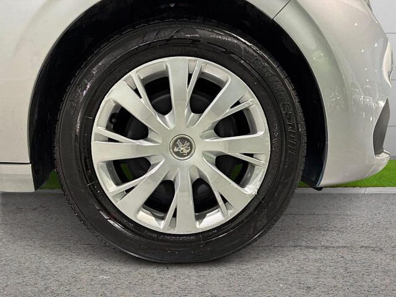 Peugeot Peugeot 208 usata 19