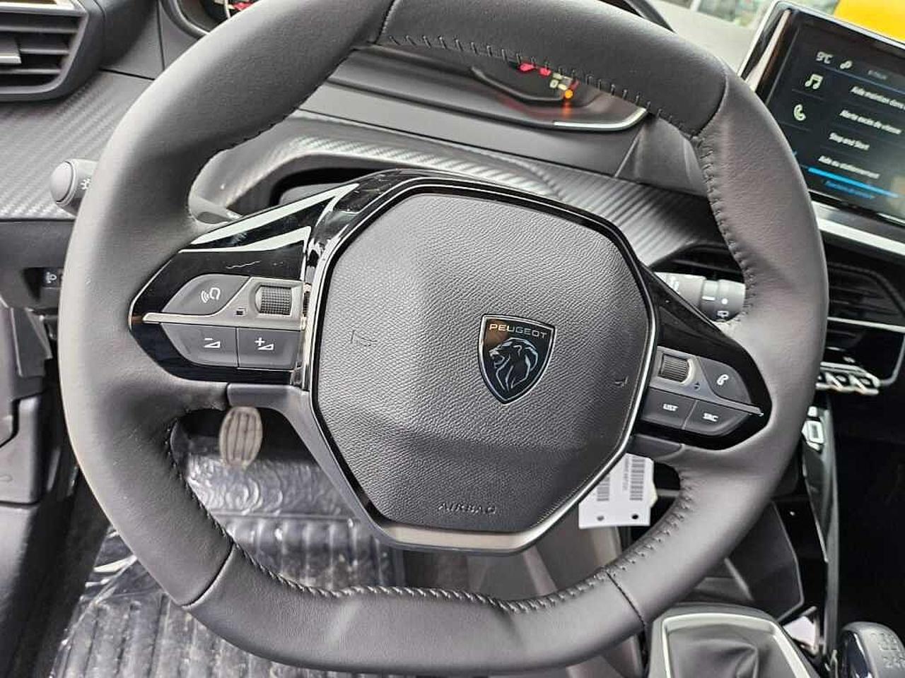 Peugeot Peugeot 208 usata, con GPS